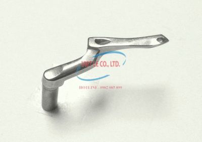 Móc trên vắt sổ JUKI 83